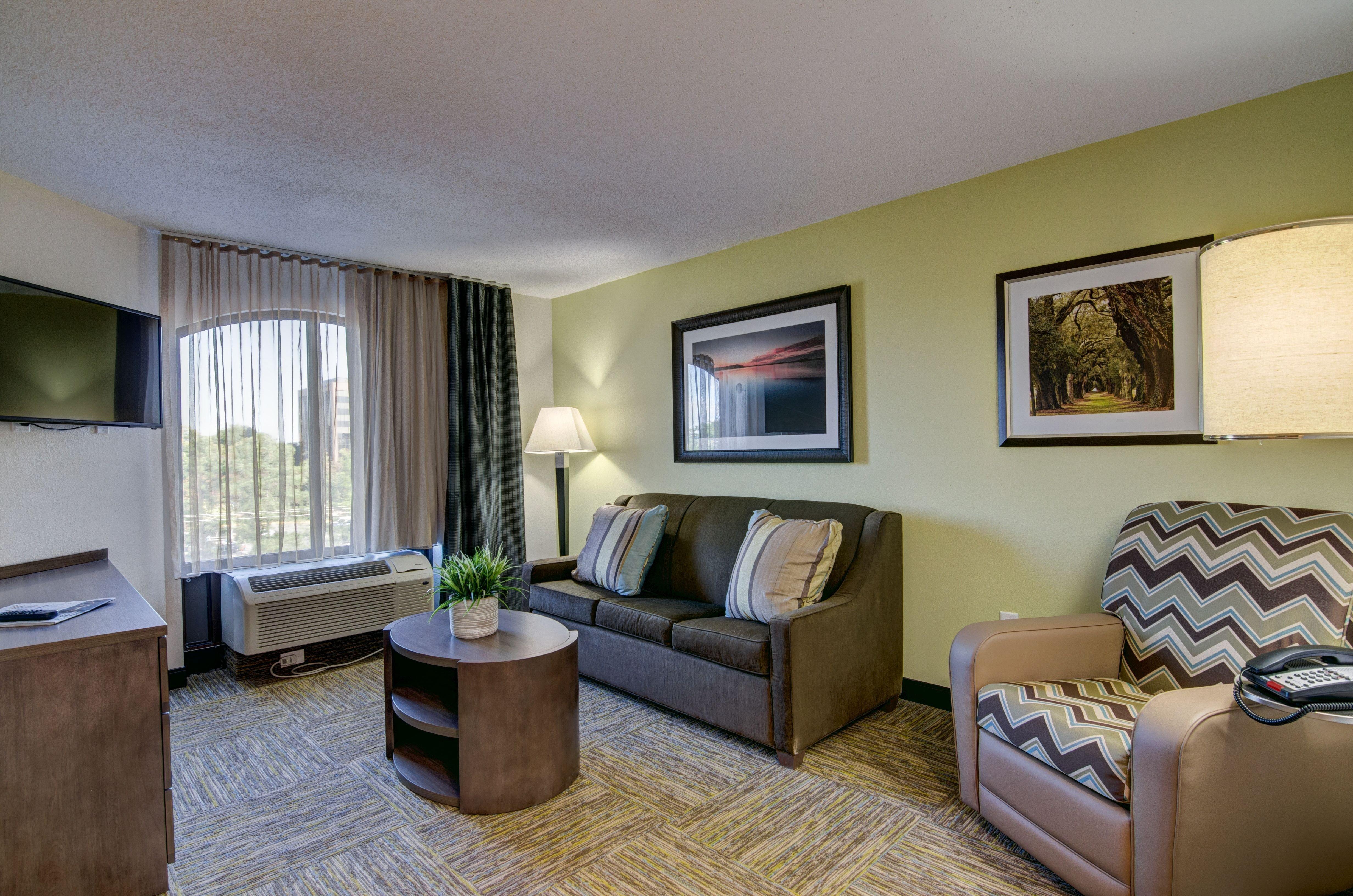 Candlewood Suites Richmond - West Broad By Ihg Dumbarton Exterior photo