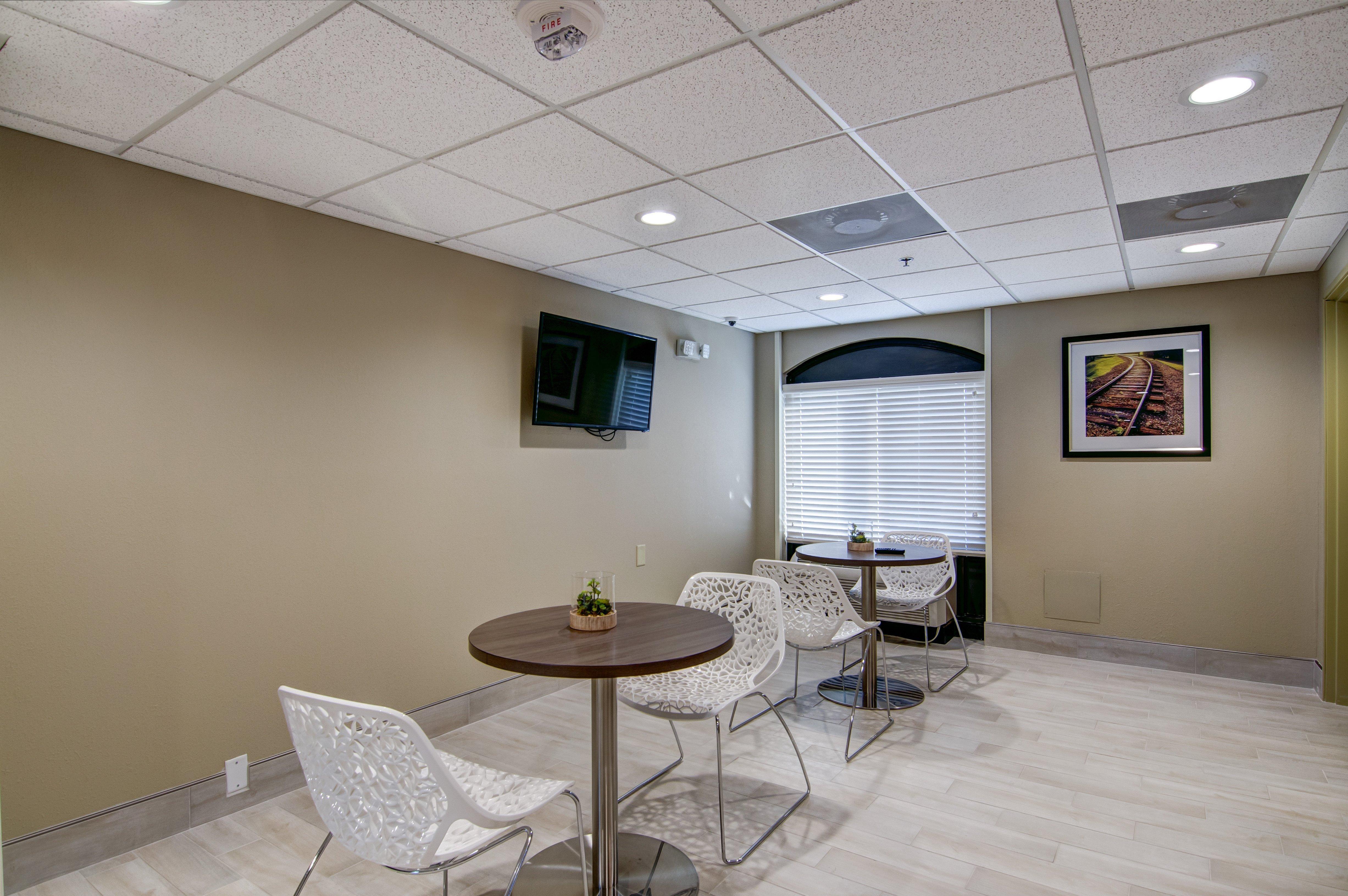 Candlewood Suites Richmond - West Broad By Ihg Dumbarton Exterior photo